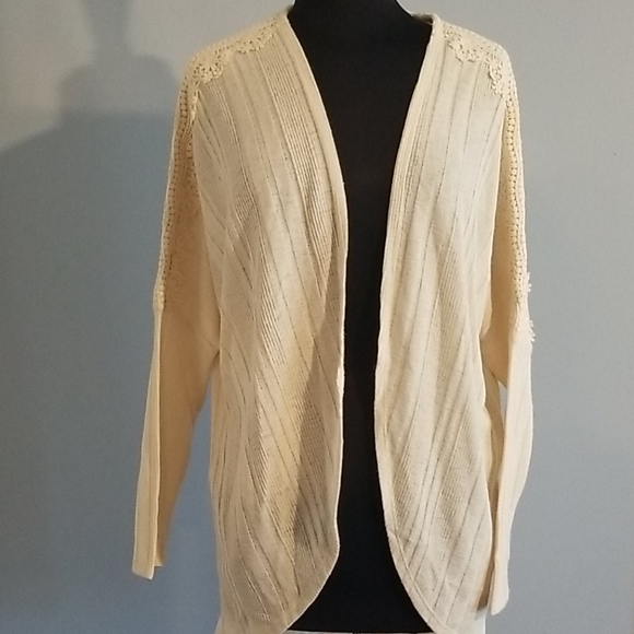 sweater - Picture 1 of 5